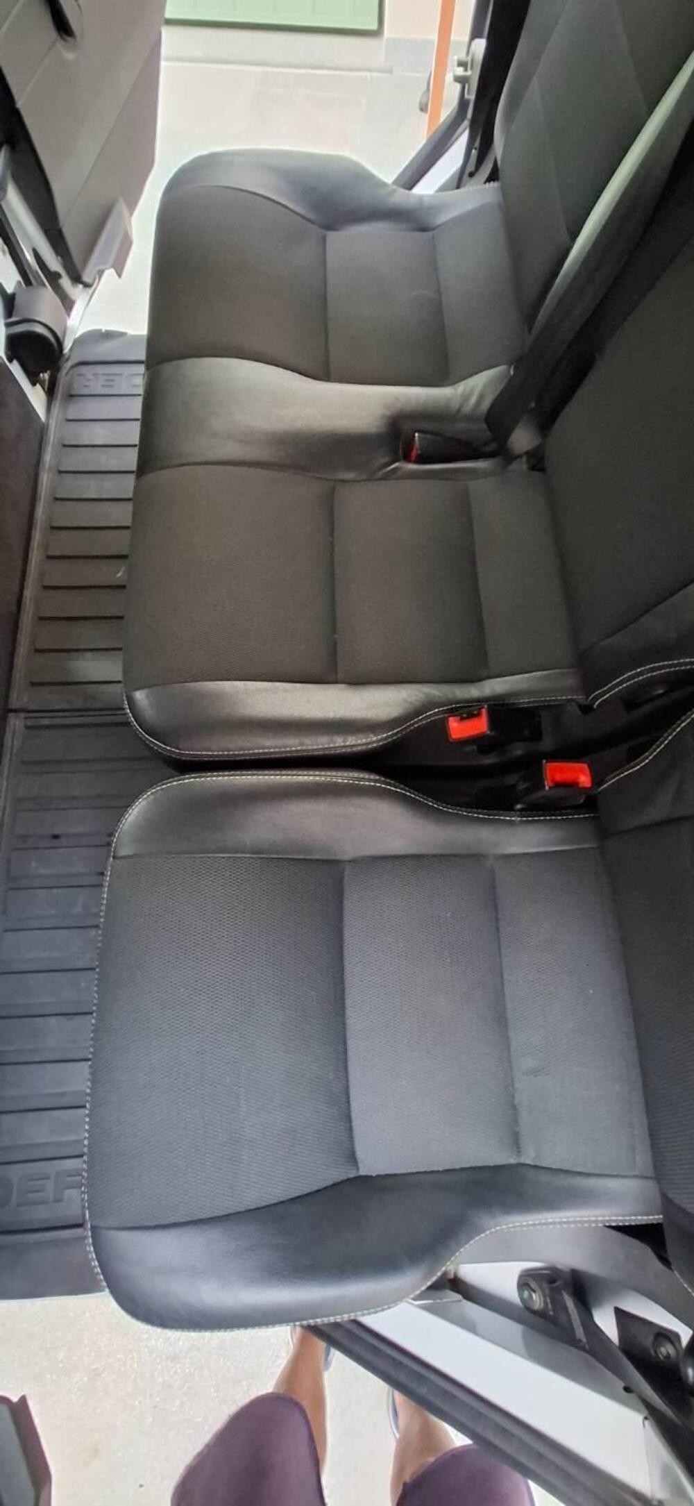 Land Rover Defender usata a Alessandria (11)