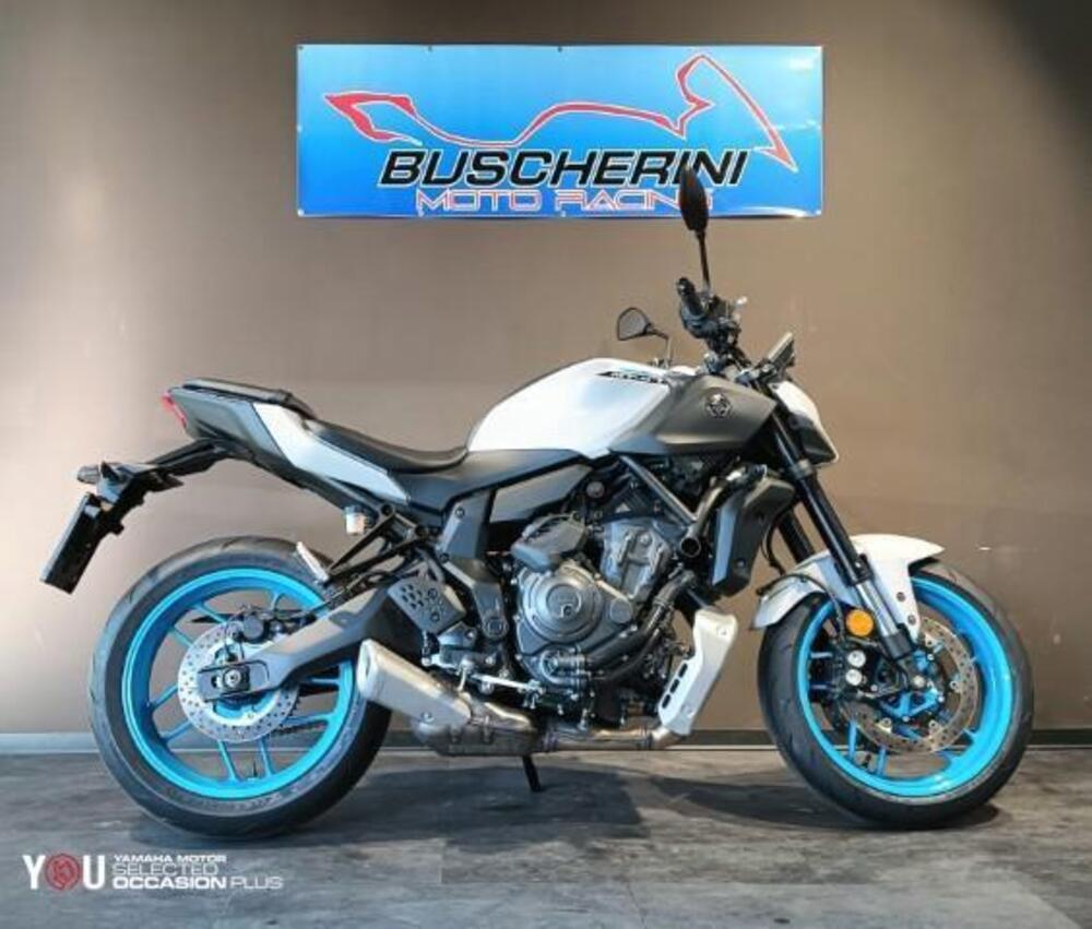Yamaha MT-07 Y-AMT (2025 - 26) (3)