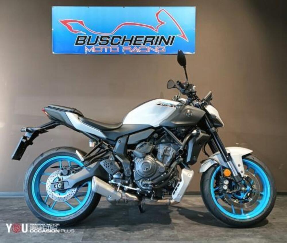 Yamaha MT-07 Y-AMT (2025 - 26) (6)