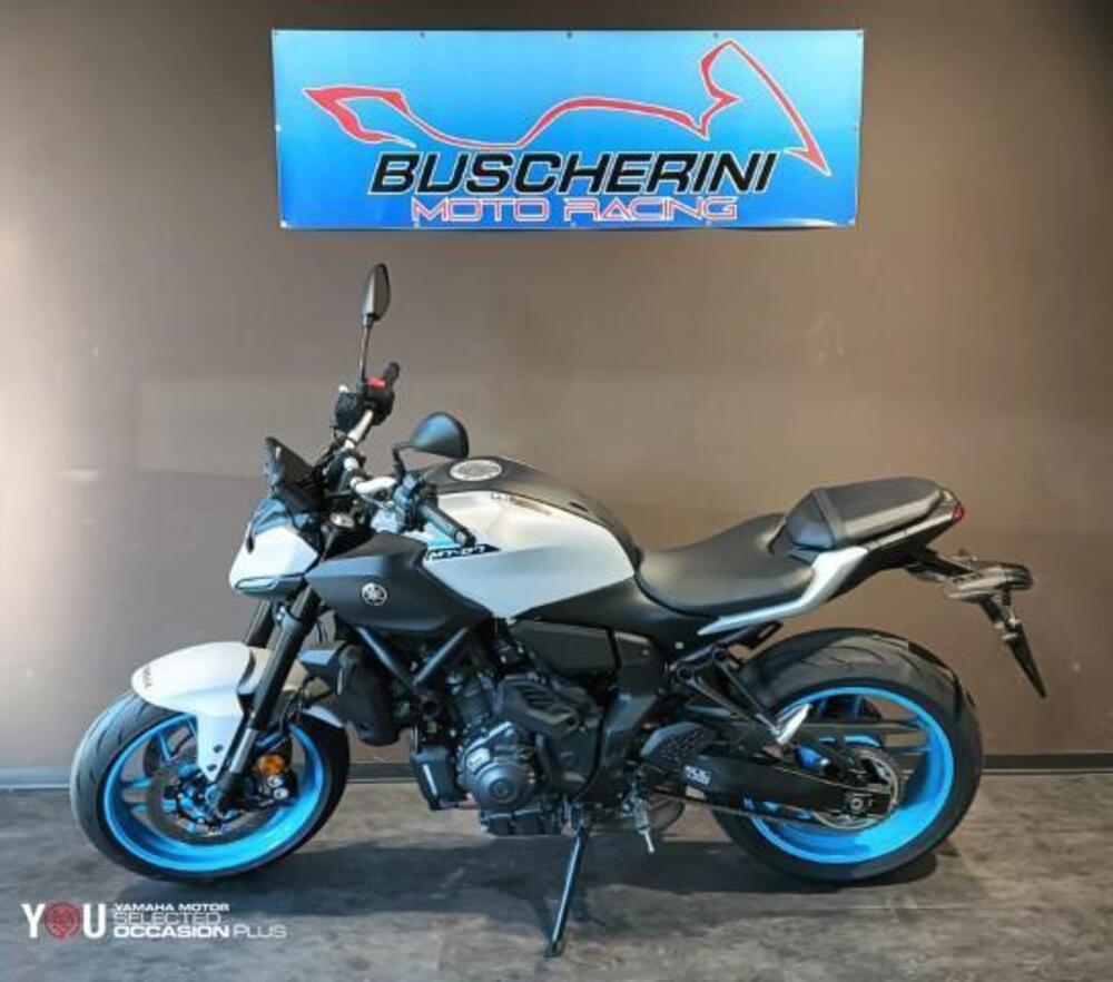 Yamaha MT-07 Y-AMT (2025 - 26) (9)