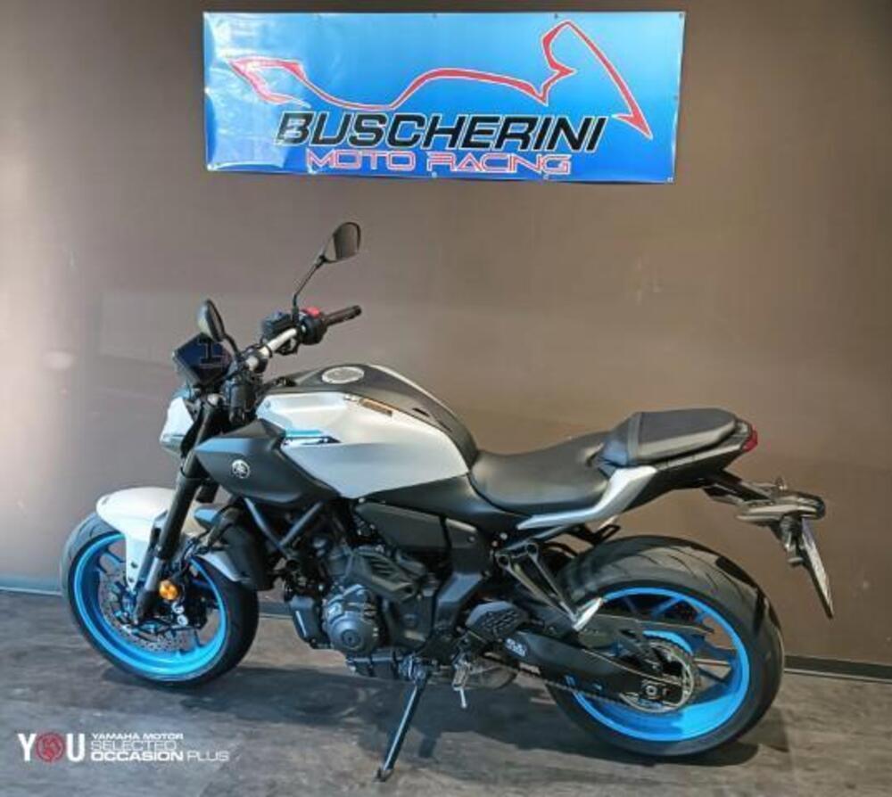 Yamaha MT-07 Y-AMT (2025 - 26) (8)