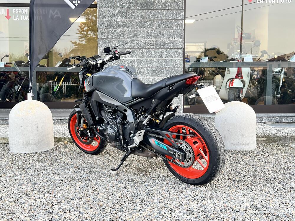 Yamaha MT-09 (2024 - 26) (7)
