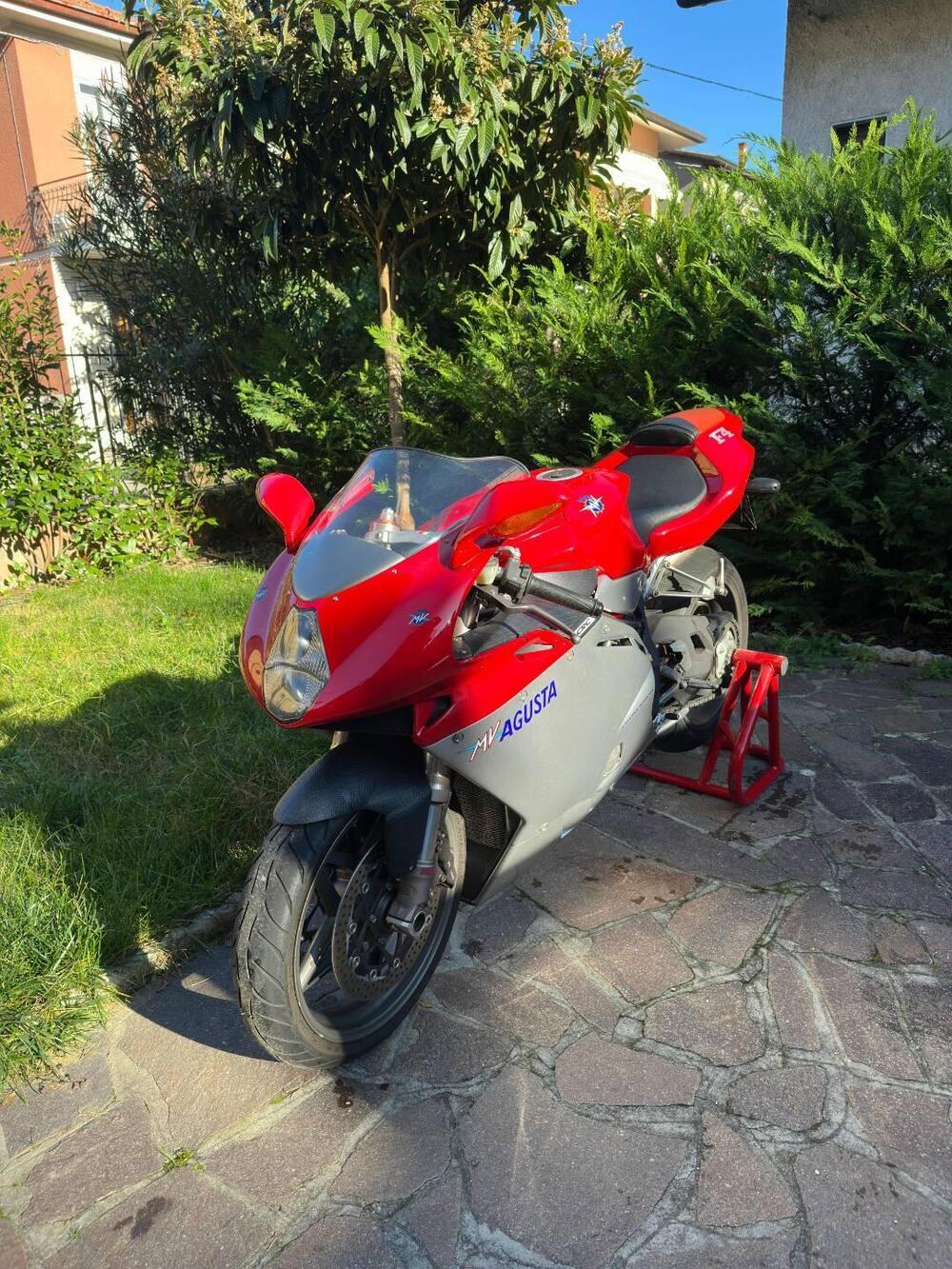 MV Agusta F4 750 S (2000 - 02) (2)