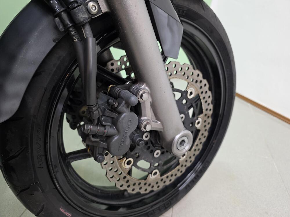 Kawasaki ER-6N (2006 - 09) (6)