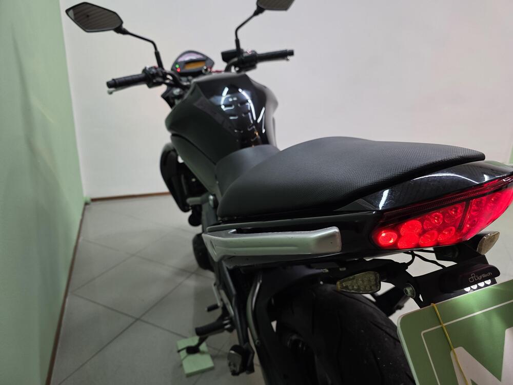 Kawasaki ER-6N (2006 - 09) (10)