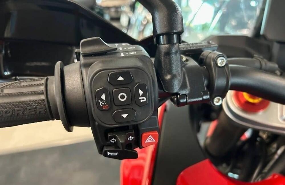 MV Agusta LXP Enduro Veloce (2024 - 25) (3)