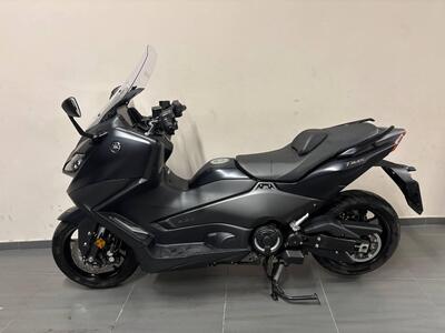 Yamaha T-Max 560 (2022 - 24) usata