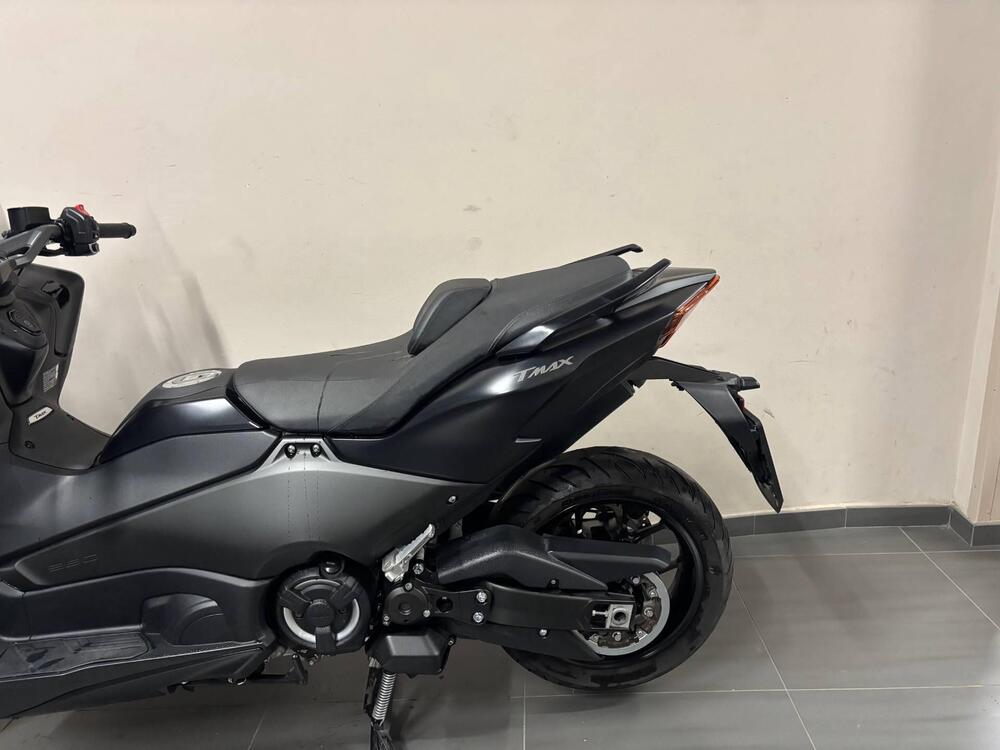 Yamaha T-Max 560 (2022 - 24) (2)