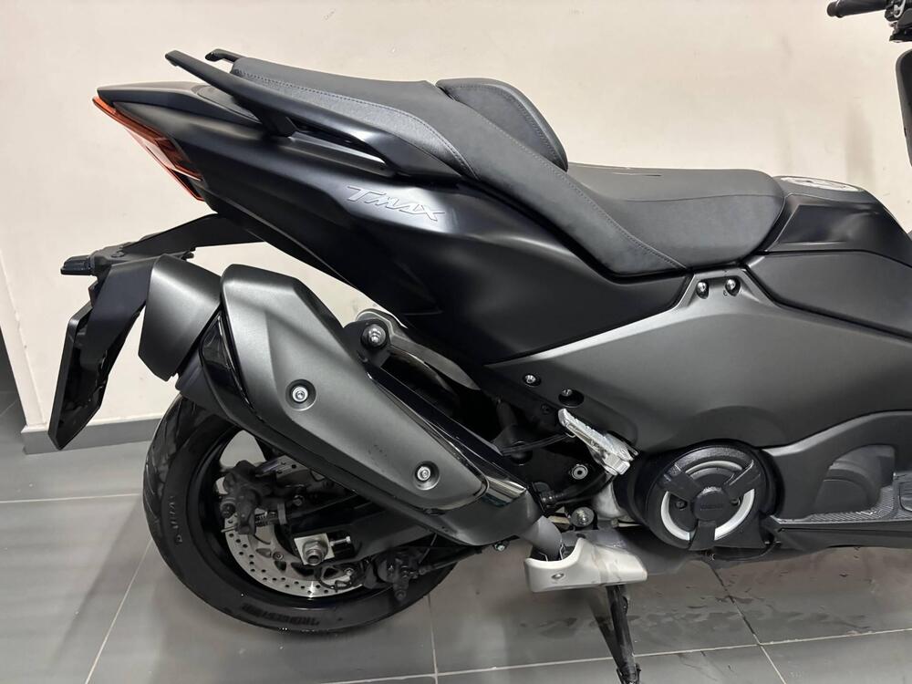 Yamaha T-Max 560 (2022 - 24) (7)