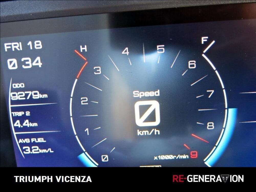 Yamaha T-Max 560 (2022 - 24) (8)