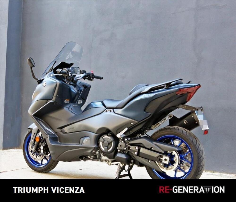 Yamaha T-Max 560 (2022 - 24) (12)