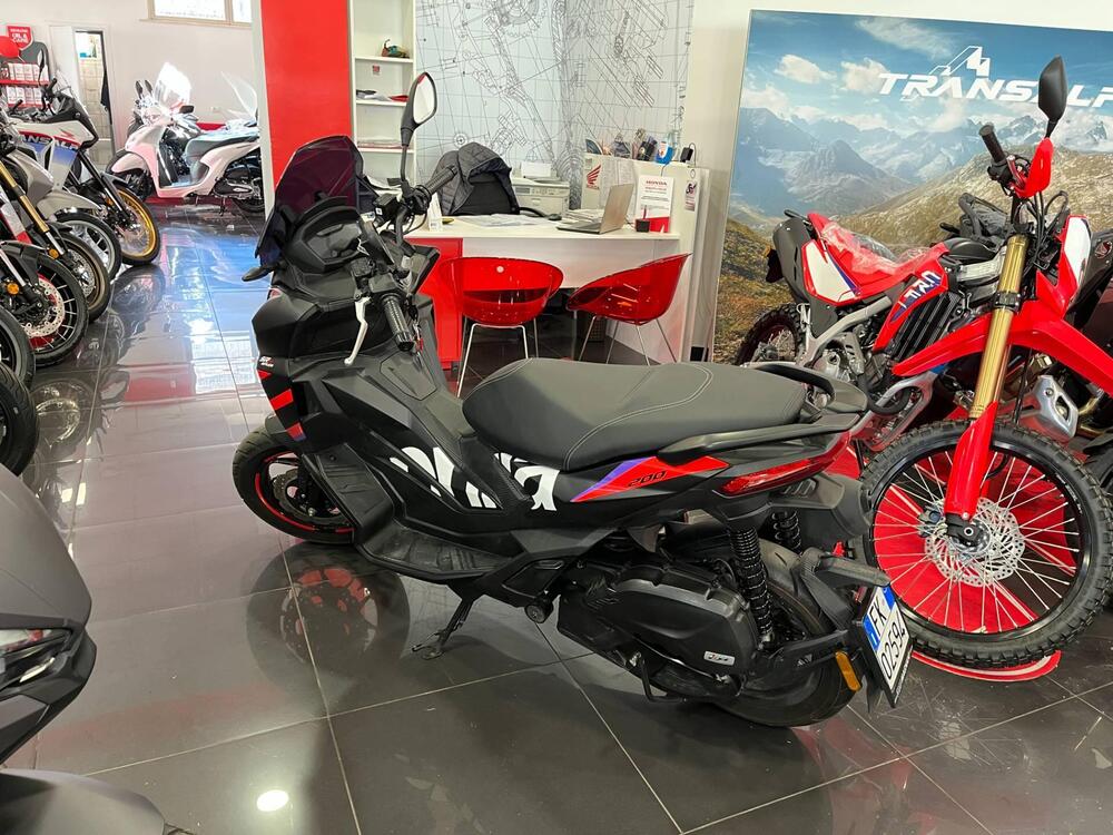 Aprilia SR GT 200 Replica (2024 - 25) (3)