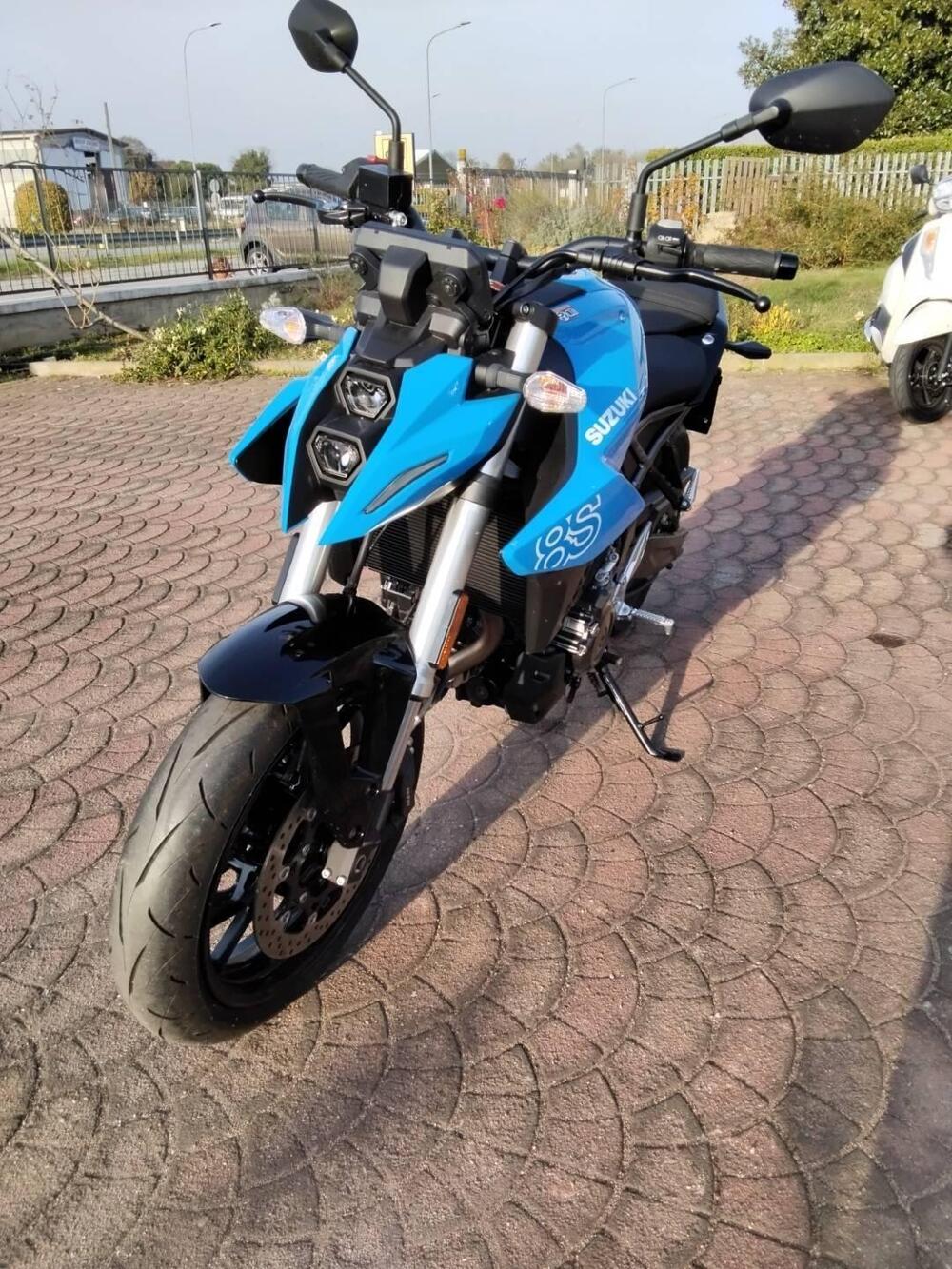 Suzuki GSX-8S (2025 - 26) (3)