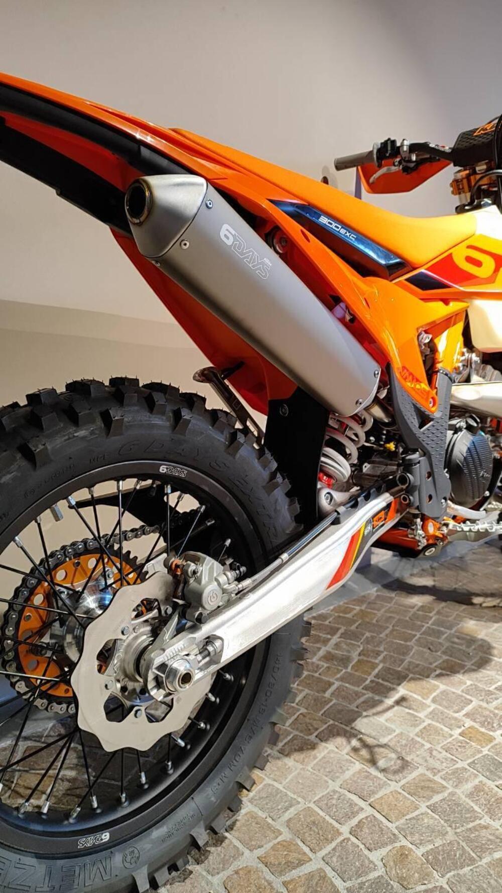 KTM 300 EXC Six Days (2025) (8)
