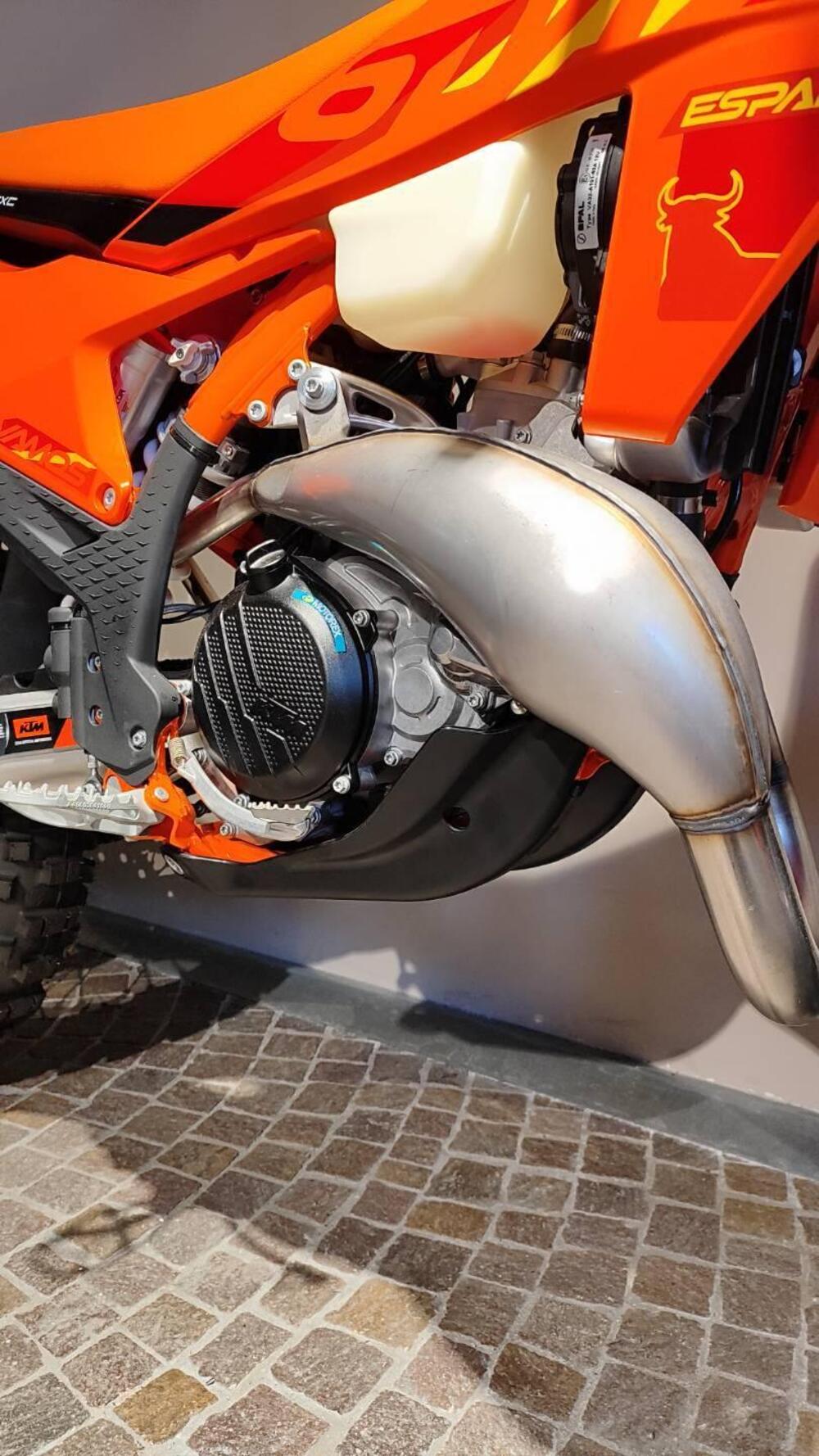 KTM 300 EXC Six Days (2025) (9)