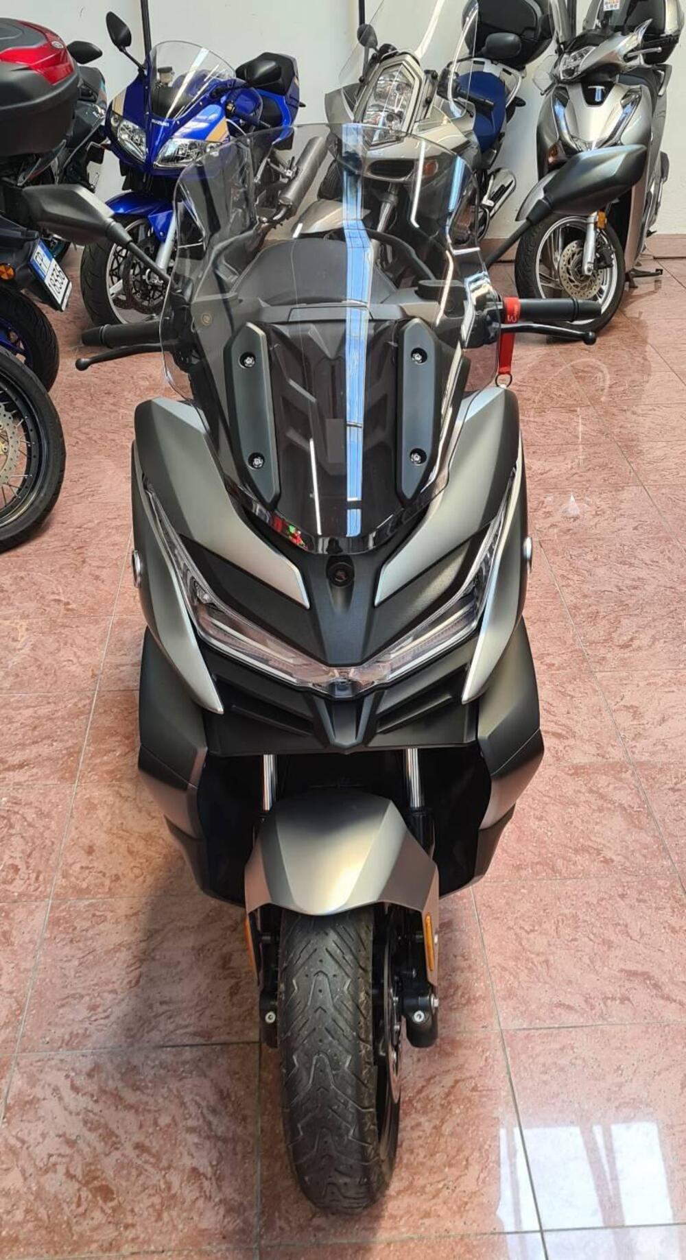 Voge Sfida SR4 MAX (2024 - 26) (4)