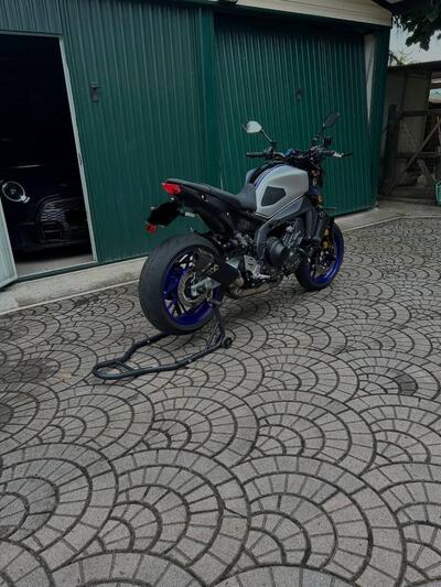 Yamaha MT-09 SP (2021 - 23) usata