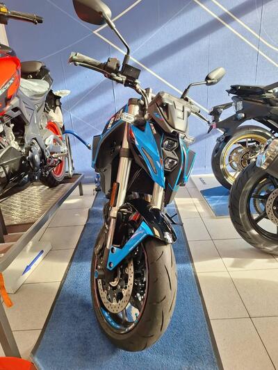 Suzuki GSX-8S (2025) usata