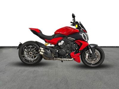 Ducati Diavel V4 (2023 - 25) usata