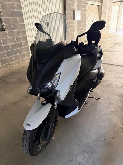Yamaha X-Max 400 (2013 - 16) usata