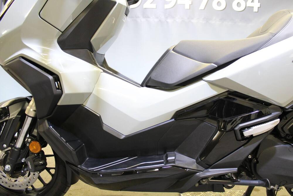 Honda ADV 350 (2022 - 24) (16)