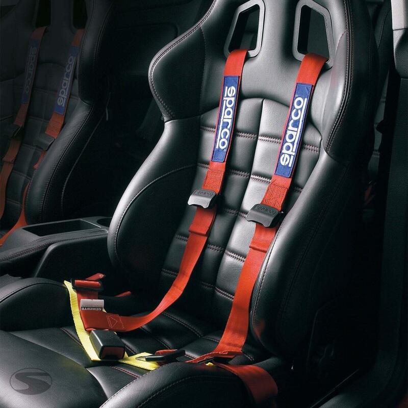 A Monaco puoi guidare senza cintura: ecco perch&eacute; la Principaut&eacute; sfida le regole della sicurezza