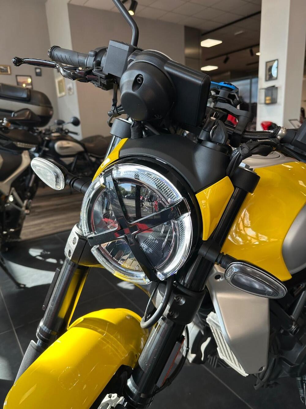 Ducati Scrambler 800 Icon (2023 - 24) (3)