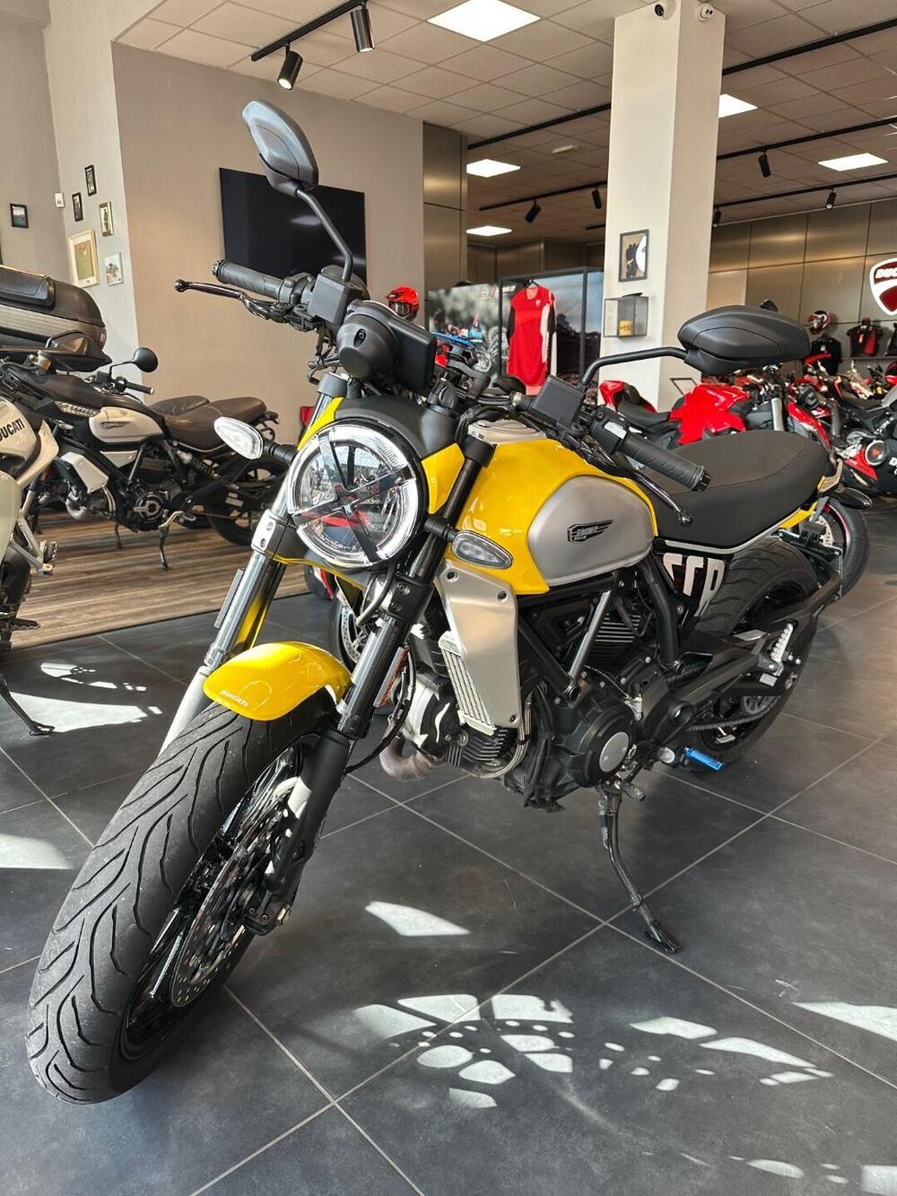 Ducati Scrambler 800 Icon (2023 - 24) (4)