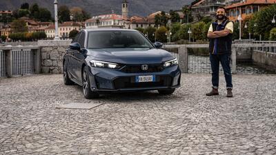 L&#039;ibrido migliore di tutti? 10 cose che (forse) non sapevi della Honda Civic restyling 2026 [VIDEO]