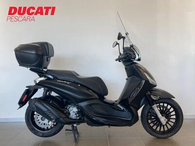 Piaggio Beverly 300 Hpe (2021) usata