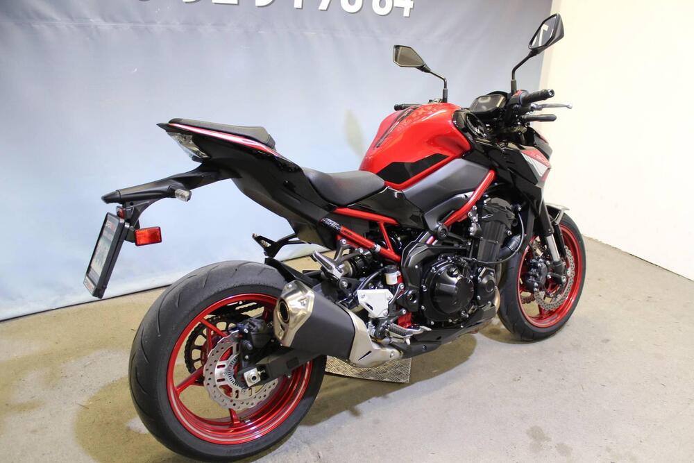Kawasaki Z 900 (2021 - 24) (4)
