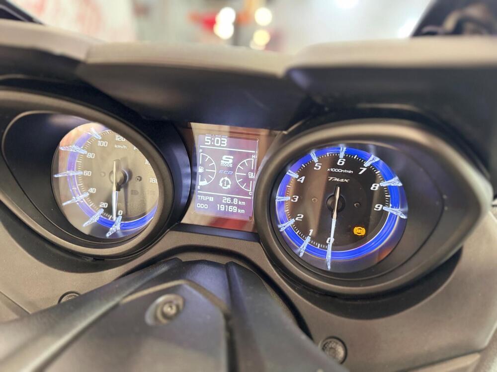 Yamaha T-Max 560 (2020 - 21) (7)