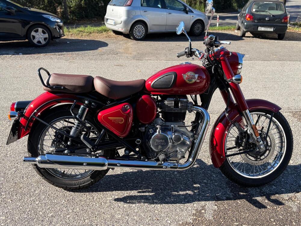 Royal Enfield Classic 350 (2021 - 26) (2)