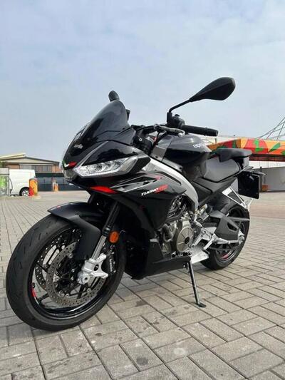 Aprilia Tuono 660 Factory (2022 - 24) usata