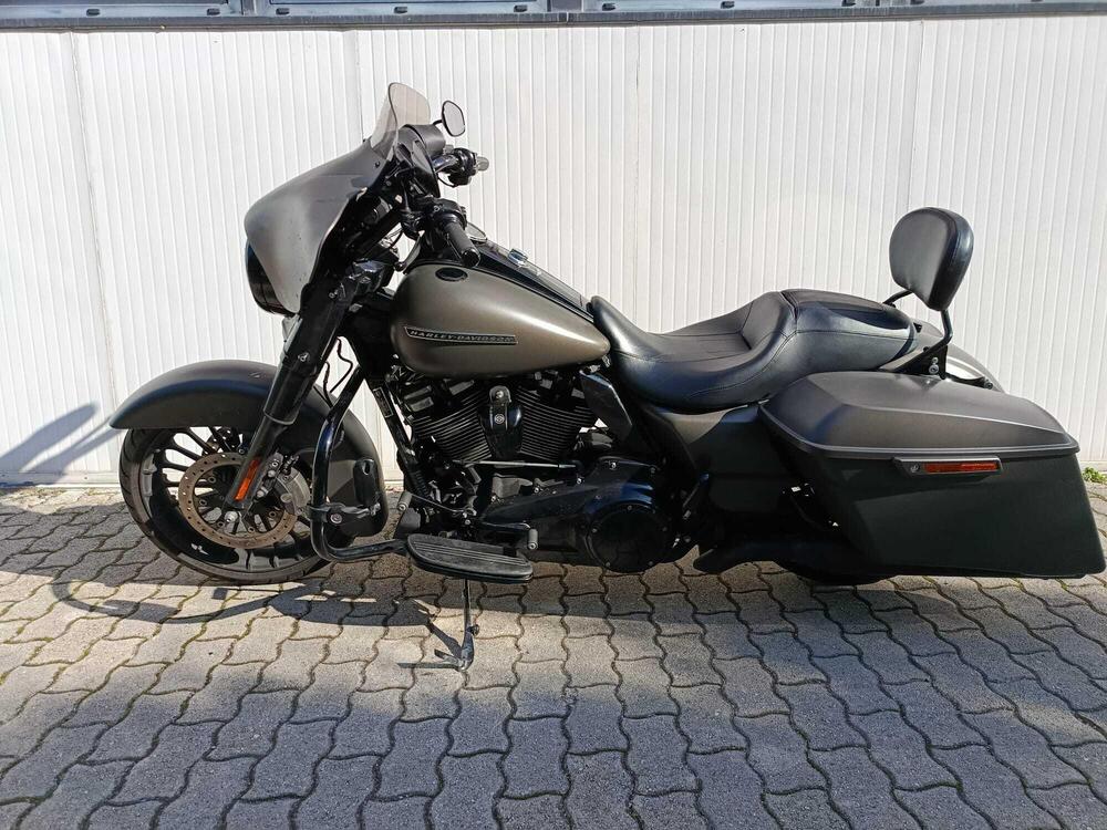 Harley-Davidson 107 Road King Special (2017 - 18) - FLHRXS (8)