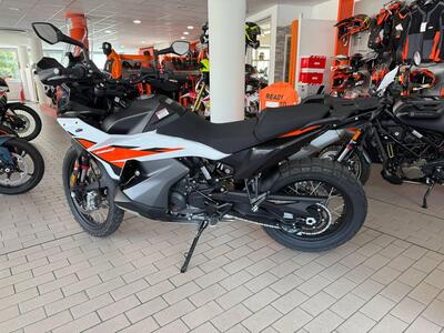 KTM 790 Adventure (2025 - 26) usata