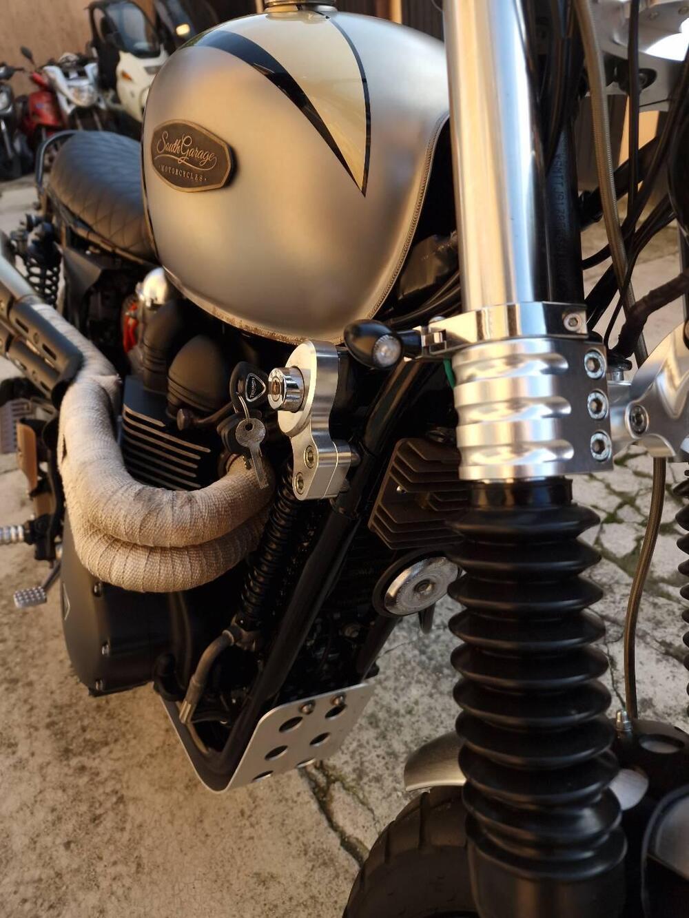 Triumph Scrambler (2006 - 17) (12)