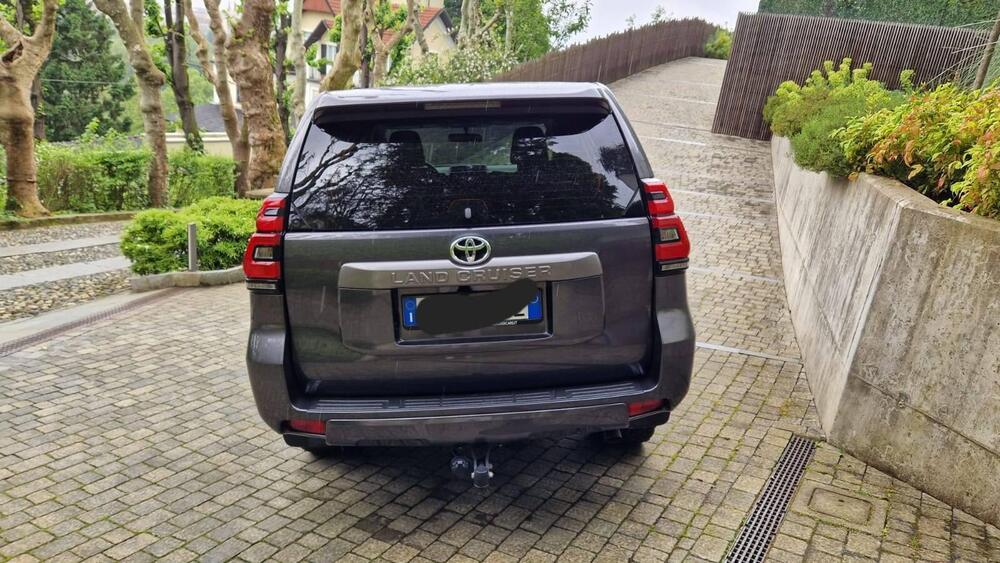 Toyota Land Cruiser usata a Verbano Cusio Ossola (4)