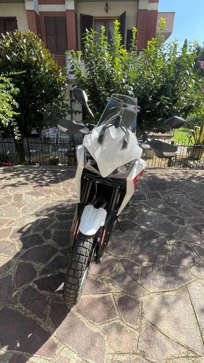 Moto Morini X-Cape 650 (2021 - 25) usata