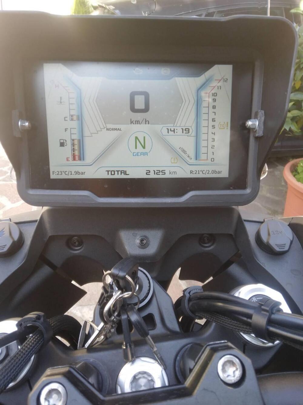 QJ Motor SRT 600 SX (2024 - 26) (8)