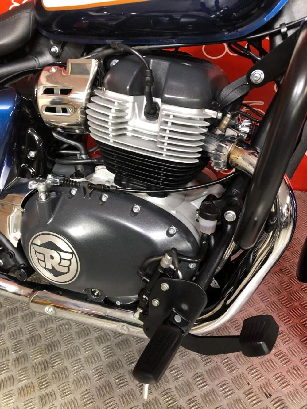 Royal Enfield Super Meteor 650 (2023 - 26) (5)