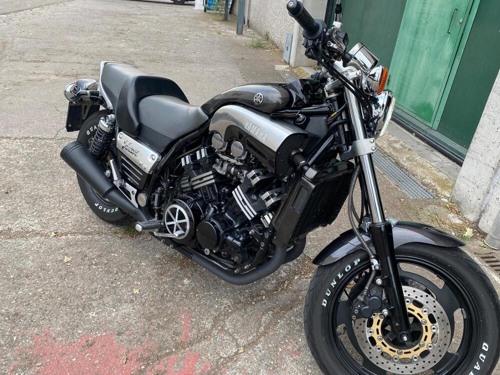 Yamaha Vmax 1200 (9)