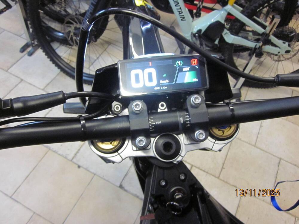 Talaria Moto Komodo TL6000 (2026) (8)