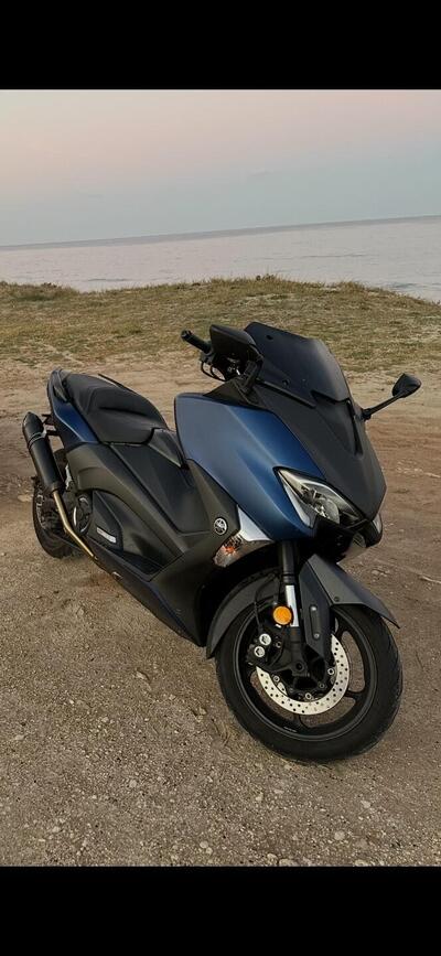 Yamaha T-Max 530 (2017 - 19) usata