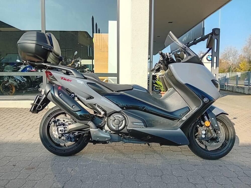 Yamaha T-Max 560 20° anniversario (2021) (3)