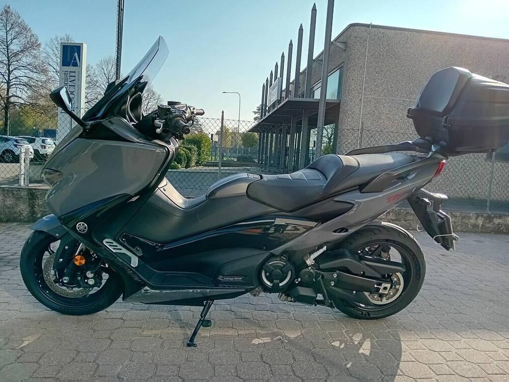 Yamaha T-Max 560 20° anniversario (2021) (6)