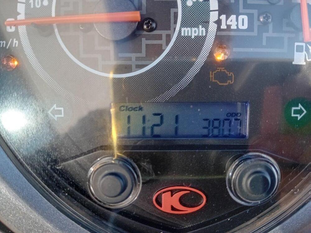 Kymco Agility 200i R16 + (2021 - 25) (8)