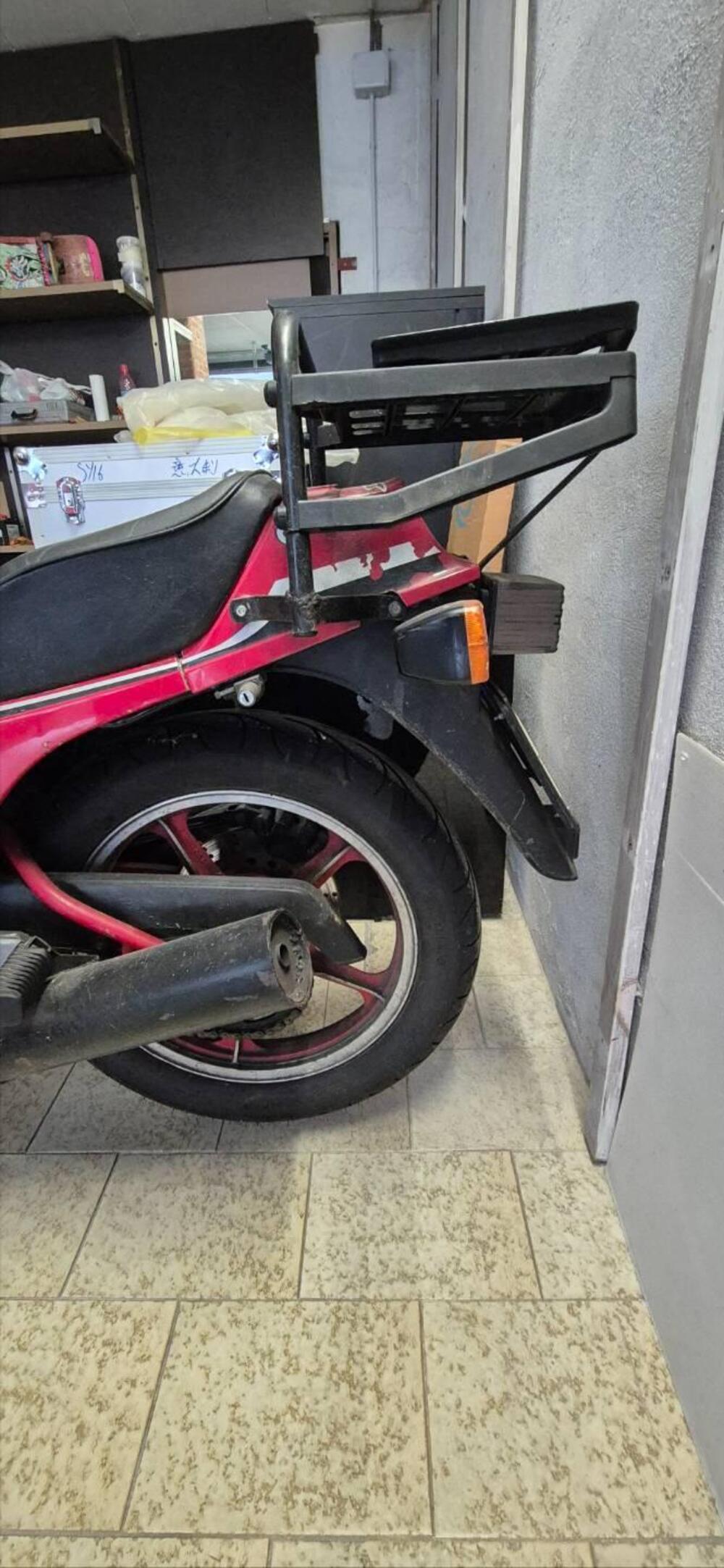 Kawasaki Gpz 550 (6)