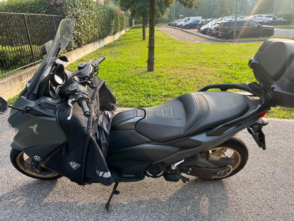 Yamaha T-Max 560 Tech Max (2020) (3)