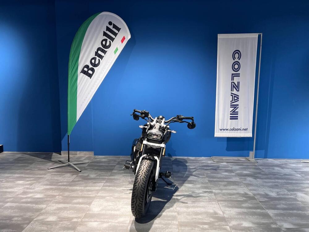 Benelli Leoncino 400 Bobber (2026) (2)